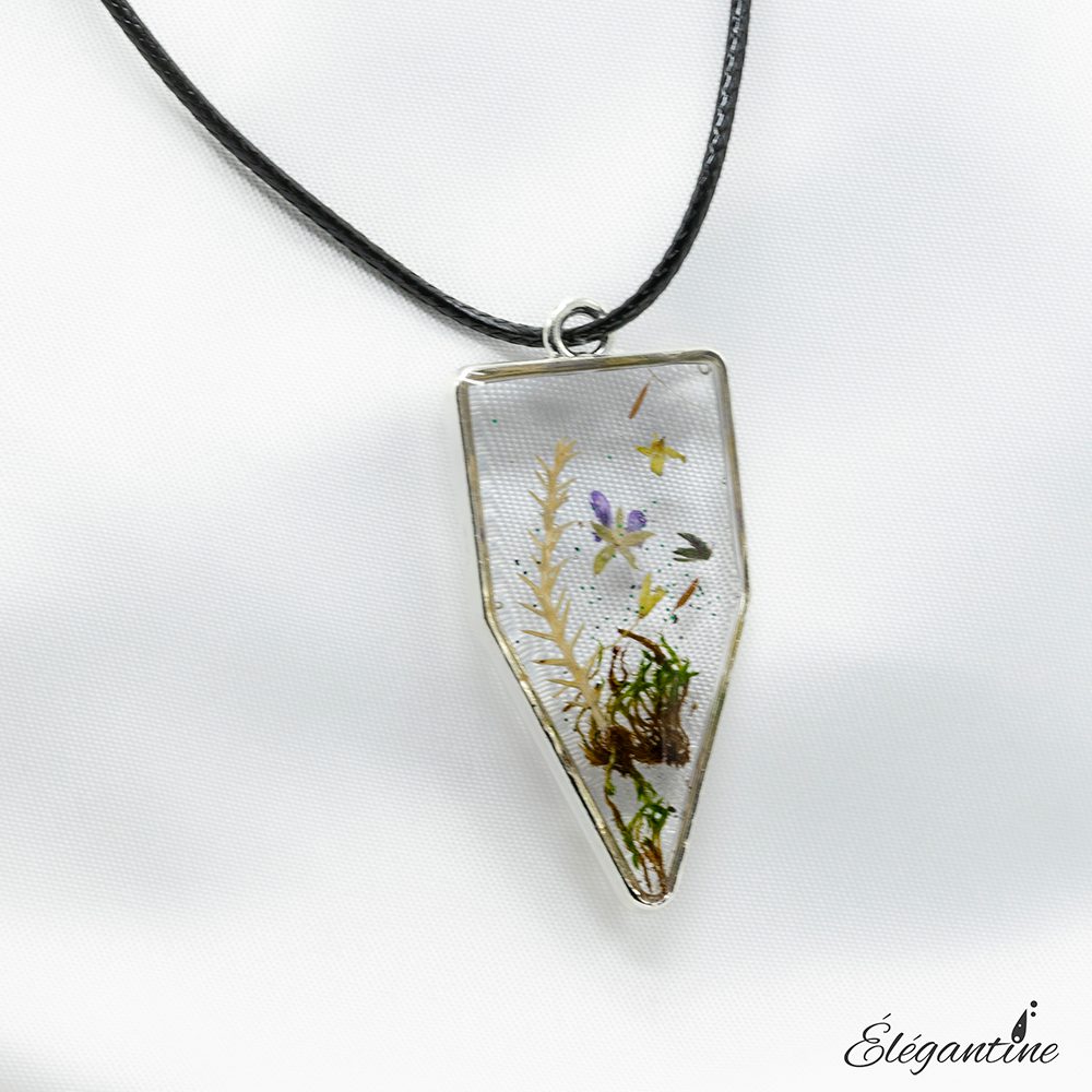pendentif résine naturel