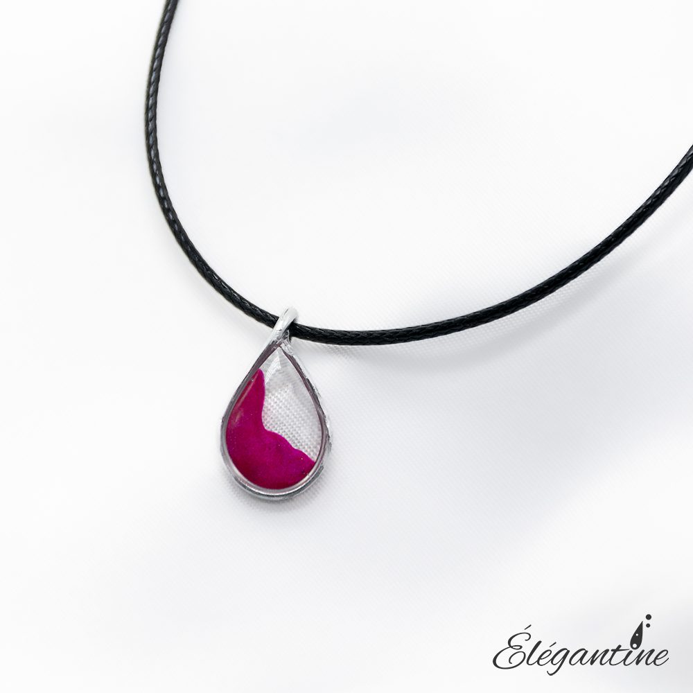 pendentif rose en résine