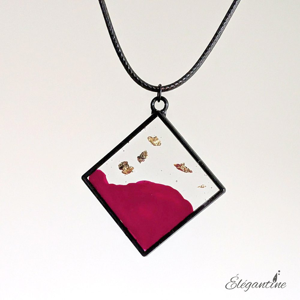 pendentif résine élégantine
