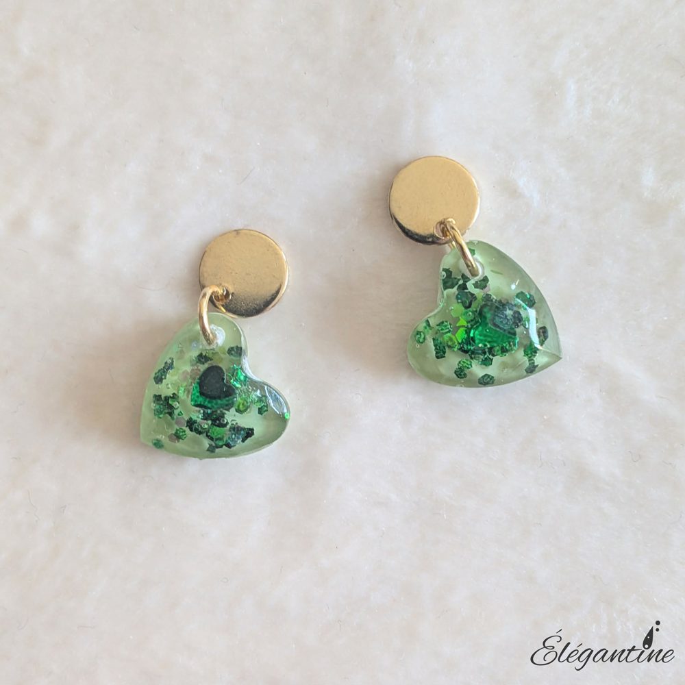 boucles d'oreilles coeur vert